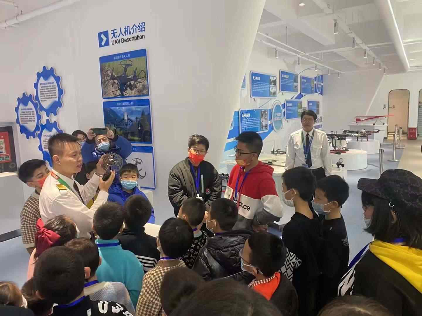 為什么要青少年無人機培訓