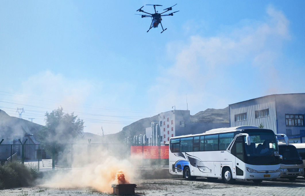 青少年飛手須知:操作小型以上無(wú)人機(jī),必須持有CAAC執(zhí)照!-新疆保華潤(rùn)天航空