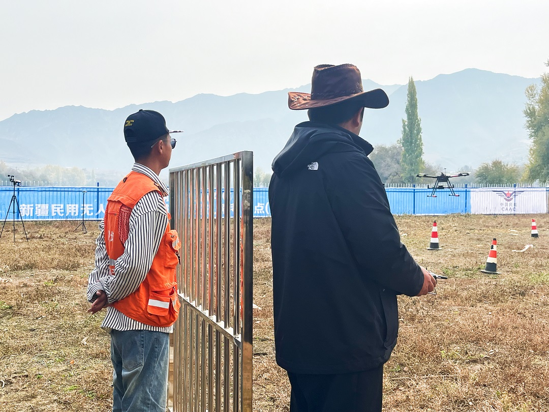 【新疆無人機培訓】迷你航拍高清智能無人機技術解析-保華潤天航空