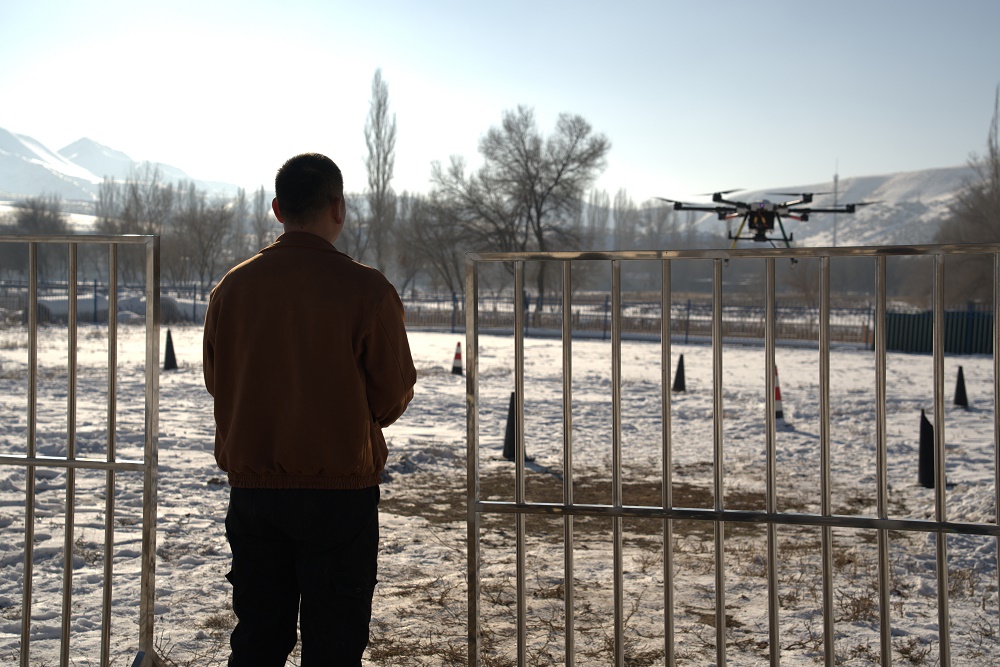 【新疆青少年無人機(jī)培訓(xùn)】無人機(jī)技術(shù)：如何通過傳感器實(shí)現(xiàn)高效數(shù)據(jù)采集