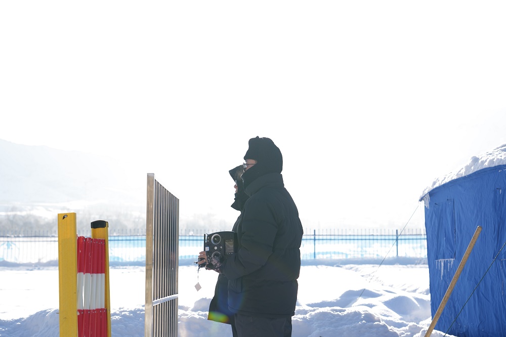 新疆無(wú)人機(jī)培訓(xùn)新風(fēng)尚：超視距課程，保華潤(rùn)天航空帶你飛越極限！