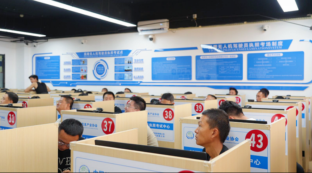 新疆無人機培訓 | 零基礎到專業飛手只需24天？揭秘保華潤天航空的爆款課程體系