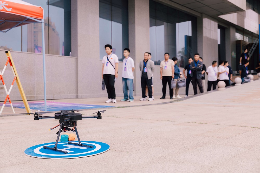 新疆無人機培訓 | 想飛就飛!保華潤天航空專業無人機培訓,CAAC執照不再是夢