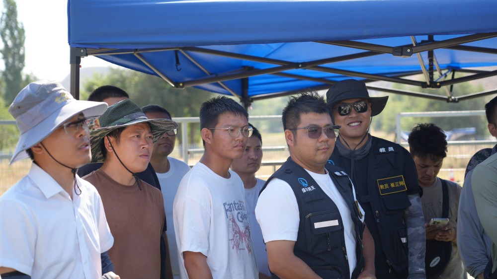 新疆無(wú)人機(jī)培訓(xùn)新藍(lán)海：CAAC執(zhí)照新疆03考點(diǎn)保華潤(rùn)天航空引領(lǐng)行業(yè)革新