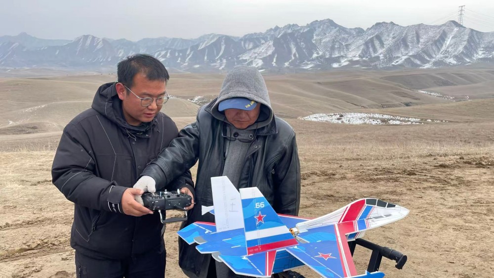 想在新疆當個 “天空博主”？從保華潤天航空無人機培訓出發