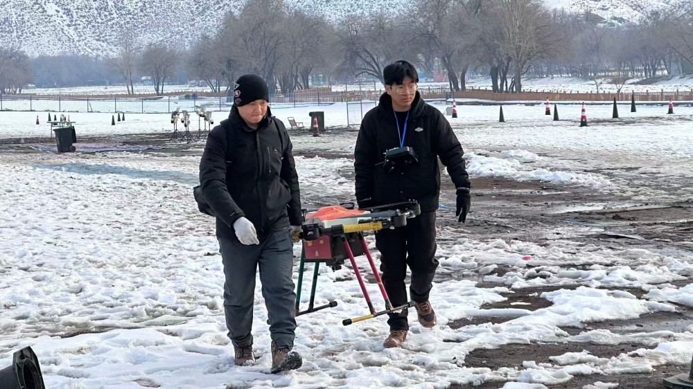 保華潤天航空：新疆無人機03考點，設備先進包學包會